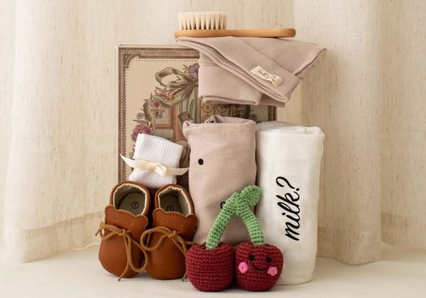Organic New Baby Gift Hamper | Sweet Dreams & Cuddles
